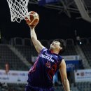 김동욱