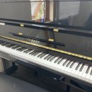 피아노와 반주(야간) 이미지