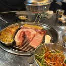 꽃돼지 고기집 | [서울/한강진역] 진주꽃돼지 한남점 :: 구워줘서 더 좋은 한남동고기집 꽃돼지 한접시 후기