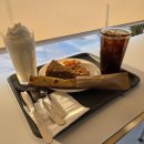 369 | 경주 카페369 재방문 후기, 크리스마스 옷 입은 햇살 맛집 (ft. 더 따뜻해진 분위기)