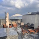 수달수영장 앞 이미지