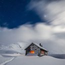 언덕위의 하얀집 이미지