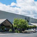 MEGA를 외치던 찰리 커크의 제거(암살), 그 다음은 도널드 트럼프이다. 다시한번 경고한다! 미국을 떠나라! 이미지