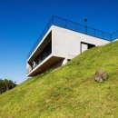 JJ HOUSE