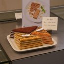 창원 중동 어반브릭스 카페 커피 맛집 스니즈 SNEEZE