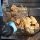 개미치킨 이미지