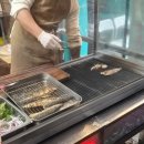 먹거리수산 | [강원도 속초] 속초관광수산시장 이색 먹거리 '미스터머슬' 고등어케밥 솔직후기(내돈내산)