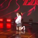아빠 넥타이 가지고 노는(251127 위문열차) 이미지