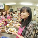 다문화가정을 위한 한국요리교실 열어 이미지