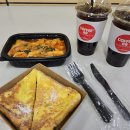 용가리떡볶이분식&토스트 | 커피 89 간식천국 카페 80가지가 넘는 다양한 음료와 다양한 분식 메뉴, 홈메이드 떡볶이가 맛있던 카페