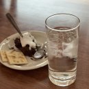 아이에스티 | 분좋카] 수원 영통구 커피, 뉴욕초콜릿무스, 소금빵 맛집아이에스티 카페 솔직후기(사장님 왕 친절!!!)