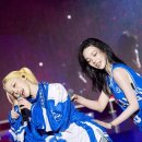 "카리나는 신이다" 한양대 노천극장 폭발…2만 명이 비를 맞고도 자리 못 뜬 이유