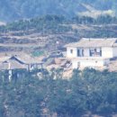 북한의 태양절 즈음 대남전단 살포 이미지