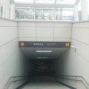 인천지하철2호선석바위시장역 이미지