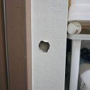 종로-신교-종로-신-116 | 구멍 난 벽 석고보드 및 찢어진 벽지 보수 복원 작업