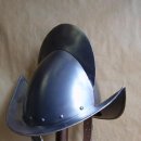 콩키스타도르(Conquistador)의 Morion helmet 이미지