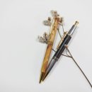 생각하는 손 이미지