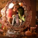 위키드 Wicked 뮤지컬 우정 영화 추천 아리아나그란데 디파잉그래비티 파퓰러 후기