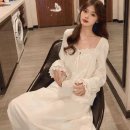 697 쇼핑하우