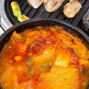 돼지체육관덕계점