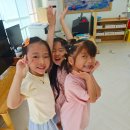 다 함께 책놀이 | 9월 11일 책 속의 종이 한 장 놀이 2, 게임-종이 위에 올라가요, 언어-다함께 책놀이