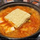 백채 김치찌개 이미지