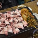 (주)정우메디칼 | 골목 숨은 대패 삼겹살 맛집 창원 용호동 정우상가 맛집 ‘ 골목안그집’