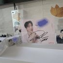 팬사인회에서 사인받은거 액자로 꾸며봤어요^^♡♡ 이미지