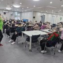 뇌와 몸을 깨우는 뇌체조(오후) 이미지