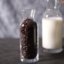 작은 유리잔 이미지