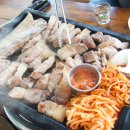 돼지민박 이미지