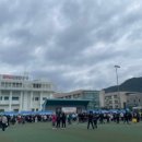 어글리 더클리