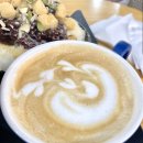 구읍씨 | 영종도 구읍뱃터 맛집 카페뱃터 바다소금라떼 인절미팥빙수 카페라떼 후기