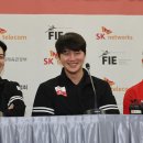 미소짓는 체육관 이미지