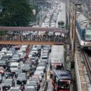 대통령, 마닐라 교통체증은 지방정부의 발전으로 해결될 것 이미지