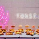 켈리 토스트 카페 이미지