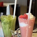 딸기구름 (strawberry cloud) 이미지