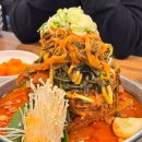 송파나루역3번출구(앞) | 송파나루역맛집 청년감자탕 송파본점, 파김치뼈해장국과 치즈볶음밥의 환상코스