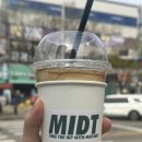 미드테이블 이미지