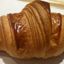 크루아상 이미지