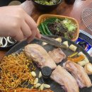 일행솥뚜껑삼겹살 이미지