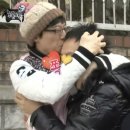 윤효준 | 손 시려 장갑 사줘