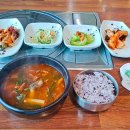 엄마국밥 이미지