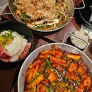 주한슈퍼 | 월간맥주 구디 맛집 술집 숯불 바베큐 치킨 우삼겹숙주 볶음 후기