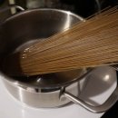 쏭아 | [후기] 오트밀 100% 면이 있다?! 오트밀면으로 김치비빔국수 만들어먹기