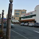 영산대역 2번출구 앞 이미지