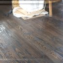 나무안에서 이미지