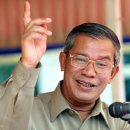[분석] 캄보디아 총리 집권 25주년 : 훈센의 공과 과 (아시아타임스 2010-1-22) 이미지