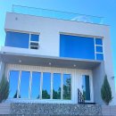 블랑37 | 강릉풀빌라 독채 펜션 추천 블랑37 수영장 바베큐 루프탑