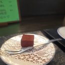 떼루아 - 강북구 도봉로10다길 17 | 창원 중동 카페 떼루아 후기 | 커피 주문하면 초콜릿이 함께 나오는 곳